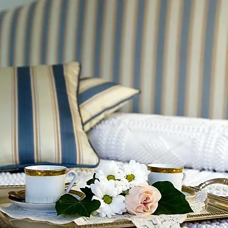 Oriani Couette-café