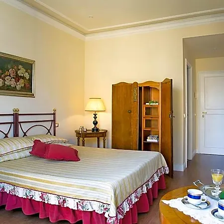 Oriani Couette-café