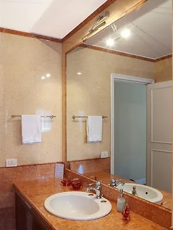 Oriani Bed and breakfast 4*