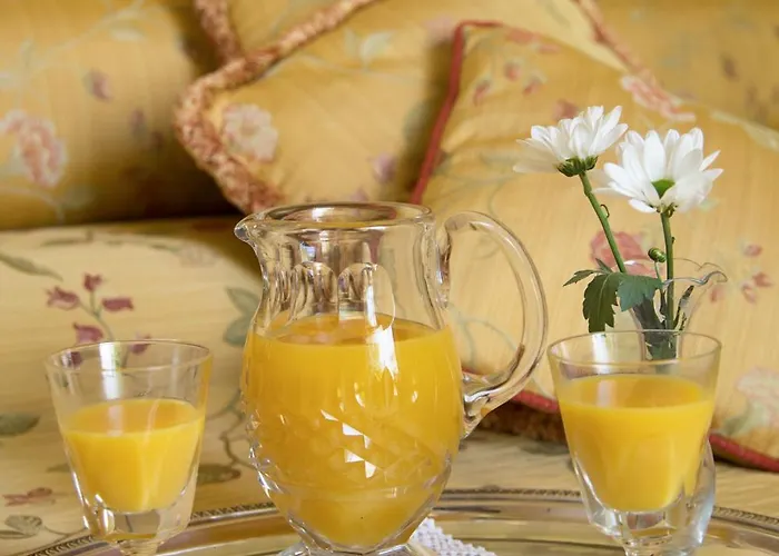 Oda ve Kahvaltı Oriani 4*