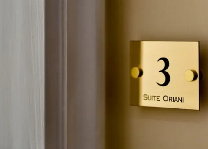 Oda ve Kahvaltı Oriani 4*